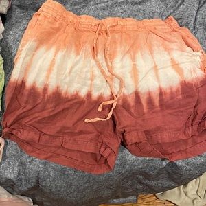 Old Navy size L Fabric Tie Dye Shorts